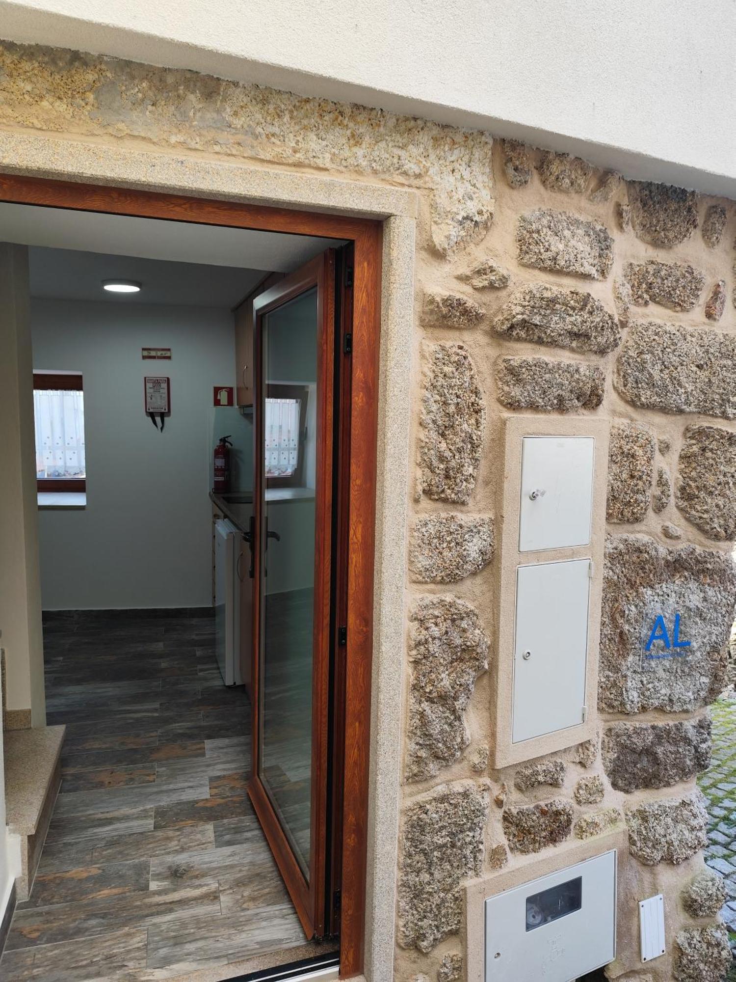 Casinhas Da Aldeia-Casa Da Xiquita Villa Seia Eksteriør bilde